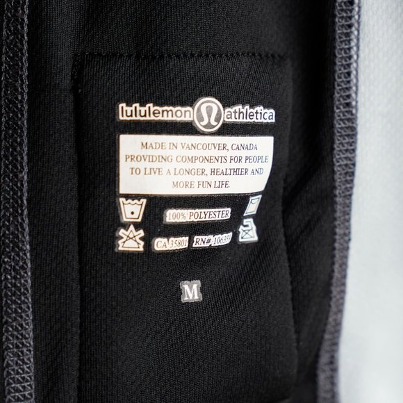Vintage Lululemon Technical long sleeve top shirt, Size Medium, great condition - Picture 6 of 7